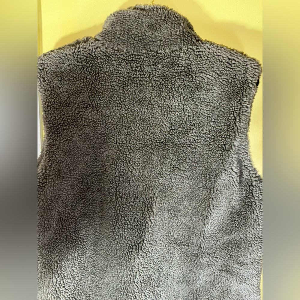 Janice Apparel NWT Ladies Sherpa Vest Grey One Size Fits Most - Picture 7 of 9